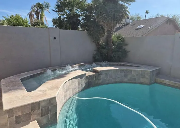 Leisurely House Near Kierland Pool Hot Tub Games